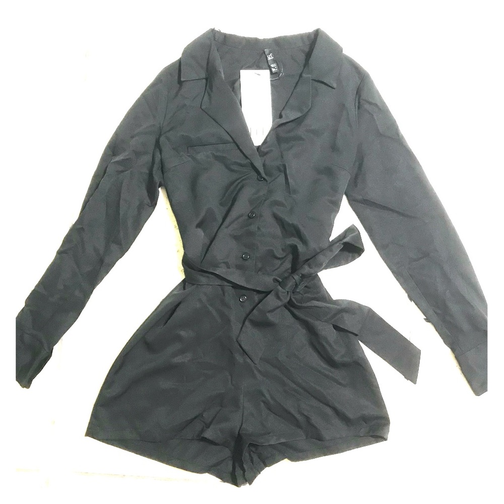 Zara Trafaluc Black Jumper. Size small. NWT.